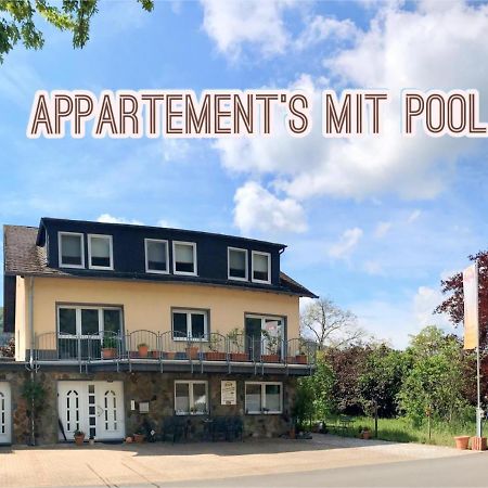 Residenz Moselzauber - Ferienwohnungen Mit Pool Landschaft Ernst Buitenkant foto